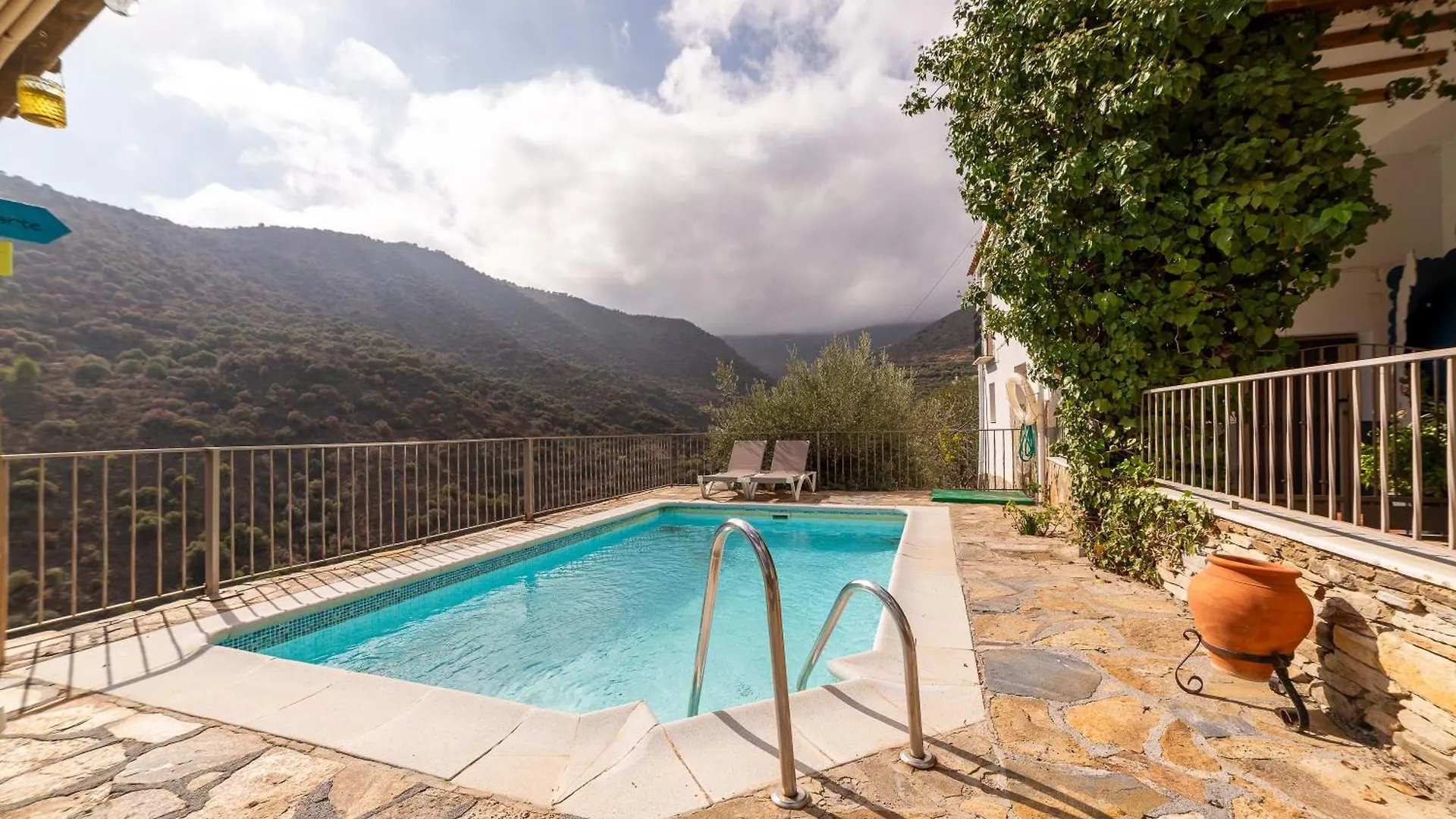 Picachico Villa Laroya 0*,  Spain